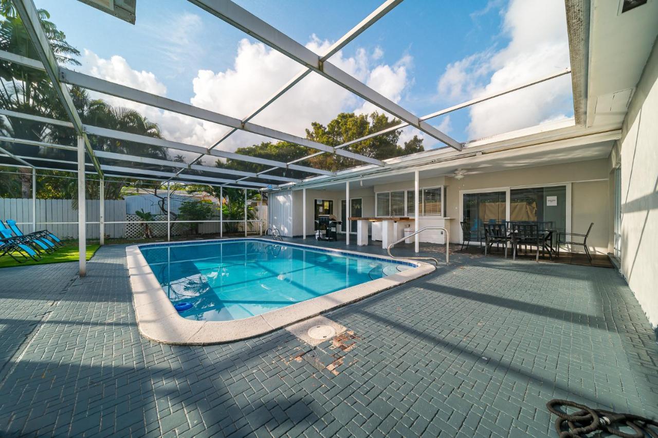 Pool Vacation Villa Hollywood Bagian luar foto